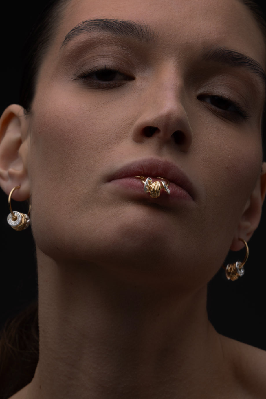 Créoles Antigone strass dorée
